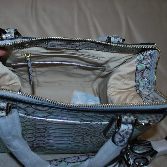 NWT Brahmin Small Caroline & Ady Wallet in Mulberry Potion - Picture 5 of 11